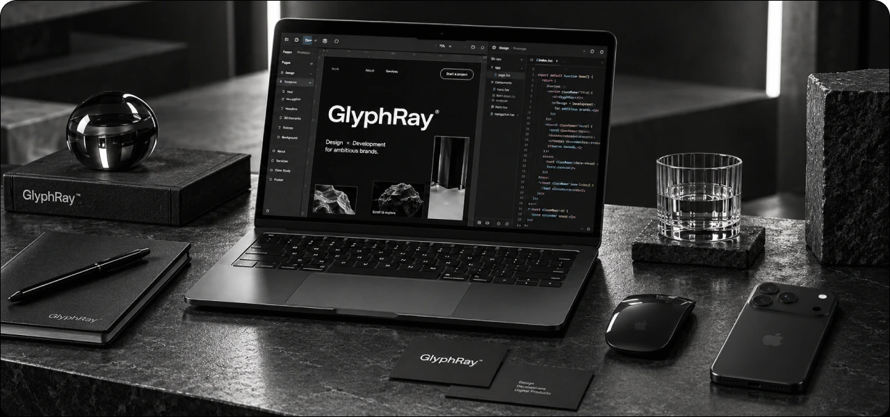 Ноутбук с сайтом GLYPHRAY на рабочем столе